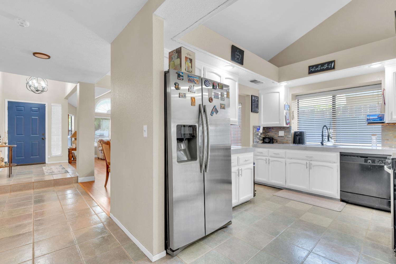 2021 Elwin Way, Modesto, CA 95350