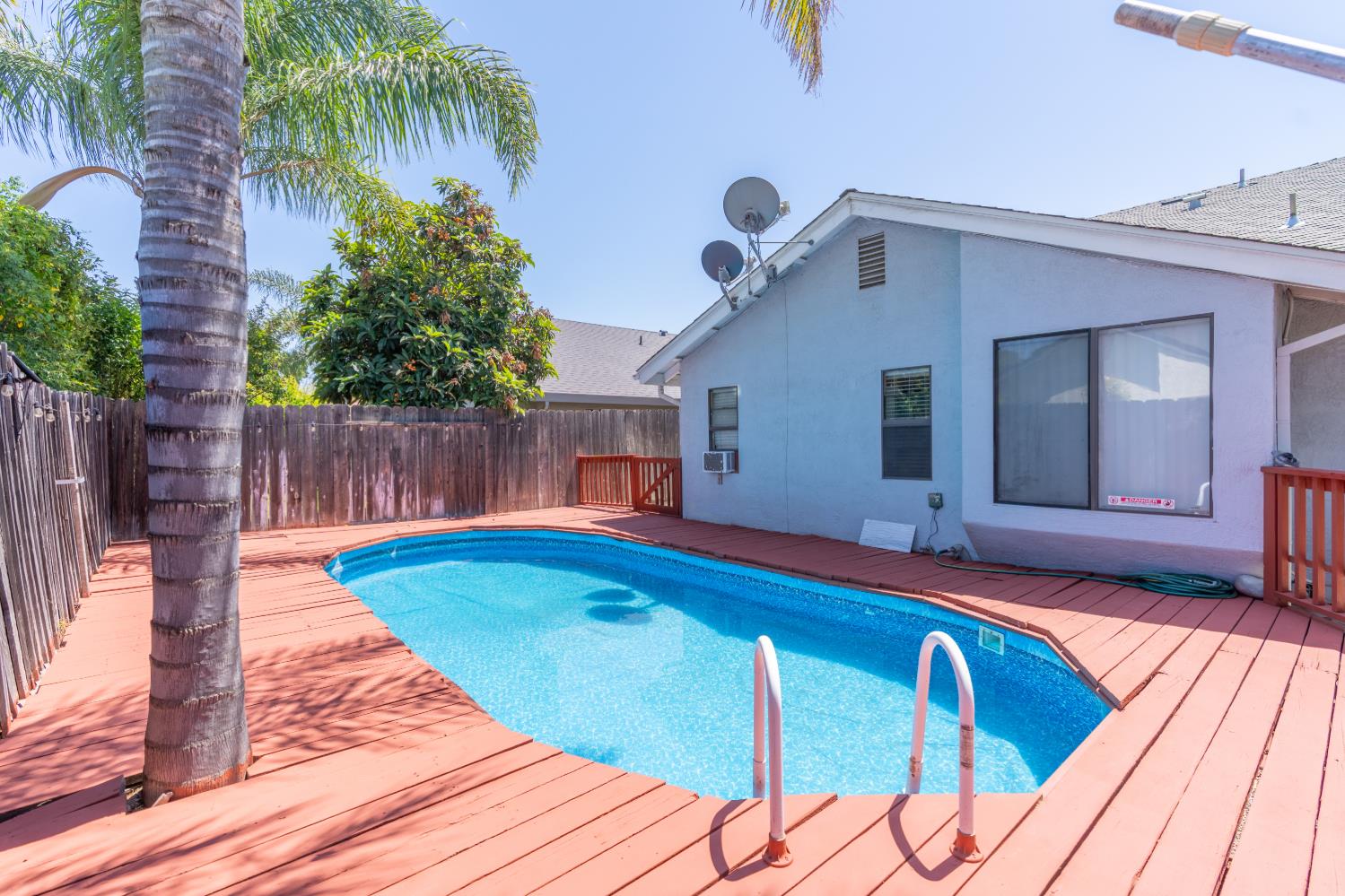 2021 Elwin Way, Modesto, CA 95350