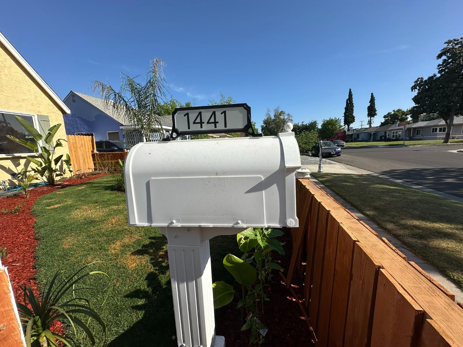 1441 N Calaveras, Fresno, CA 93728