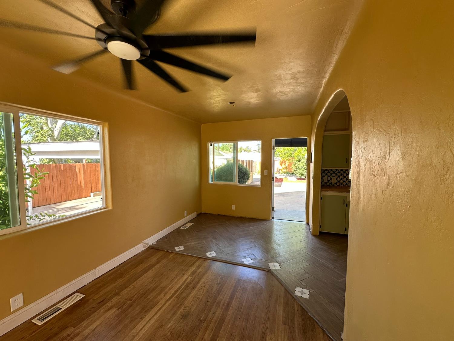 1441 N Calaveras, Fresno, CA 93728