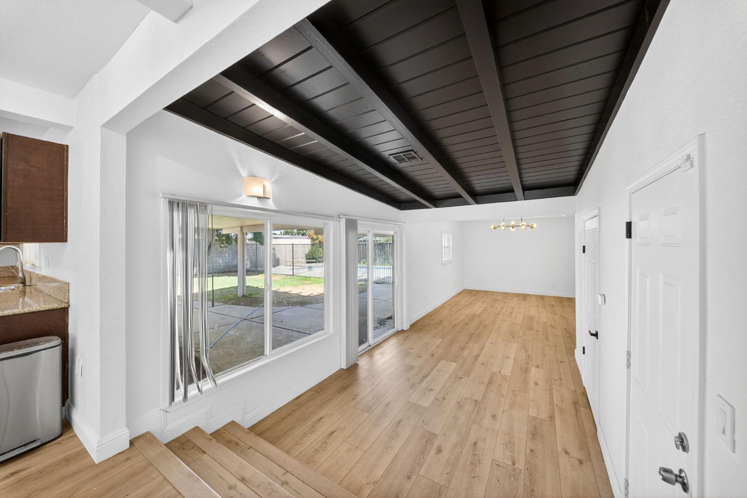 3245 E Gettysburg Ave, Fresno, CA 93726
