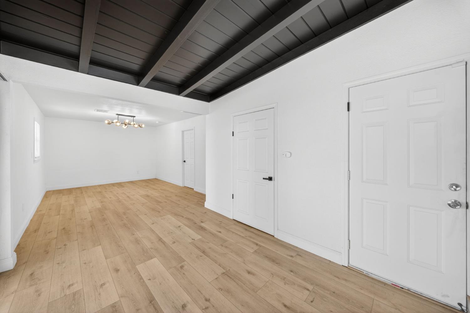 3245 E Gettysburg Ave, Fresno, CA 93726