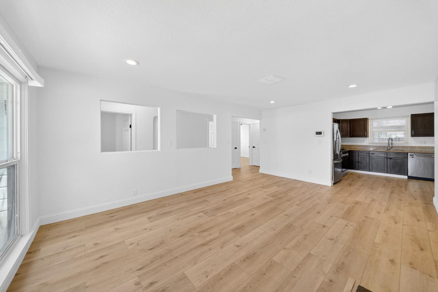 3245 E Gettysburg Ave, Fresno, CA 93726