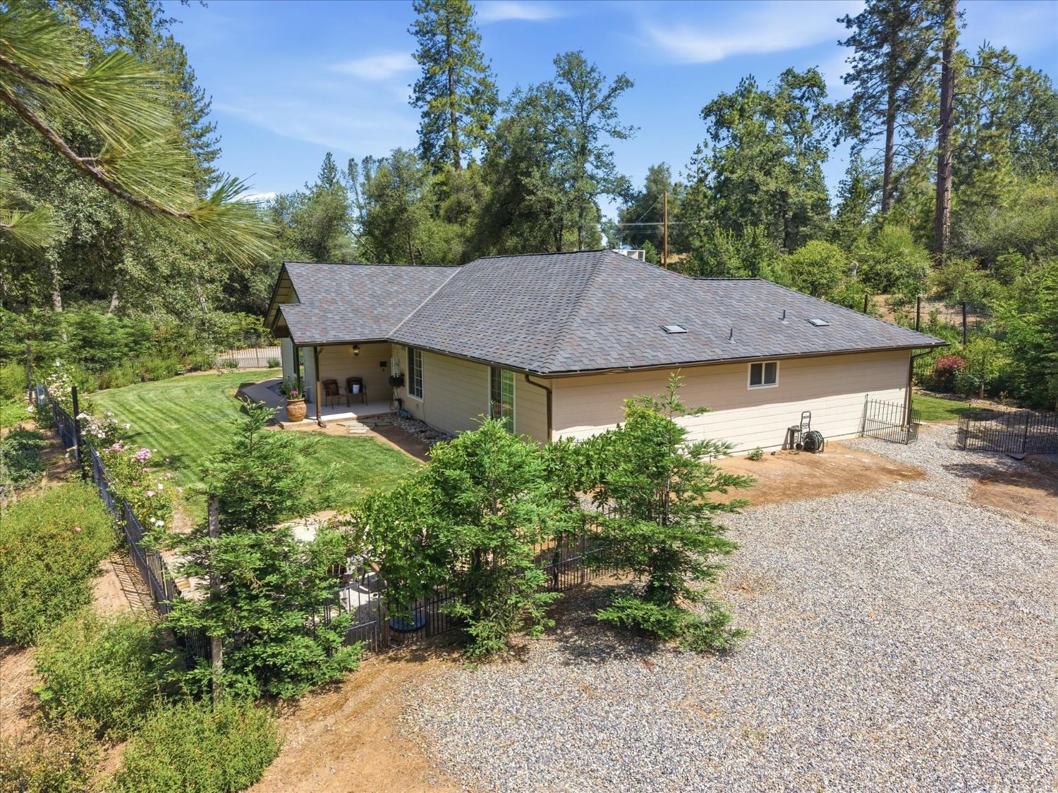 49389 Venado Ct, Coarsegold, CA 93614