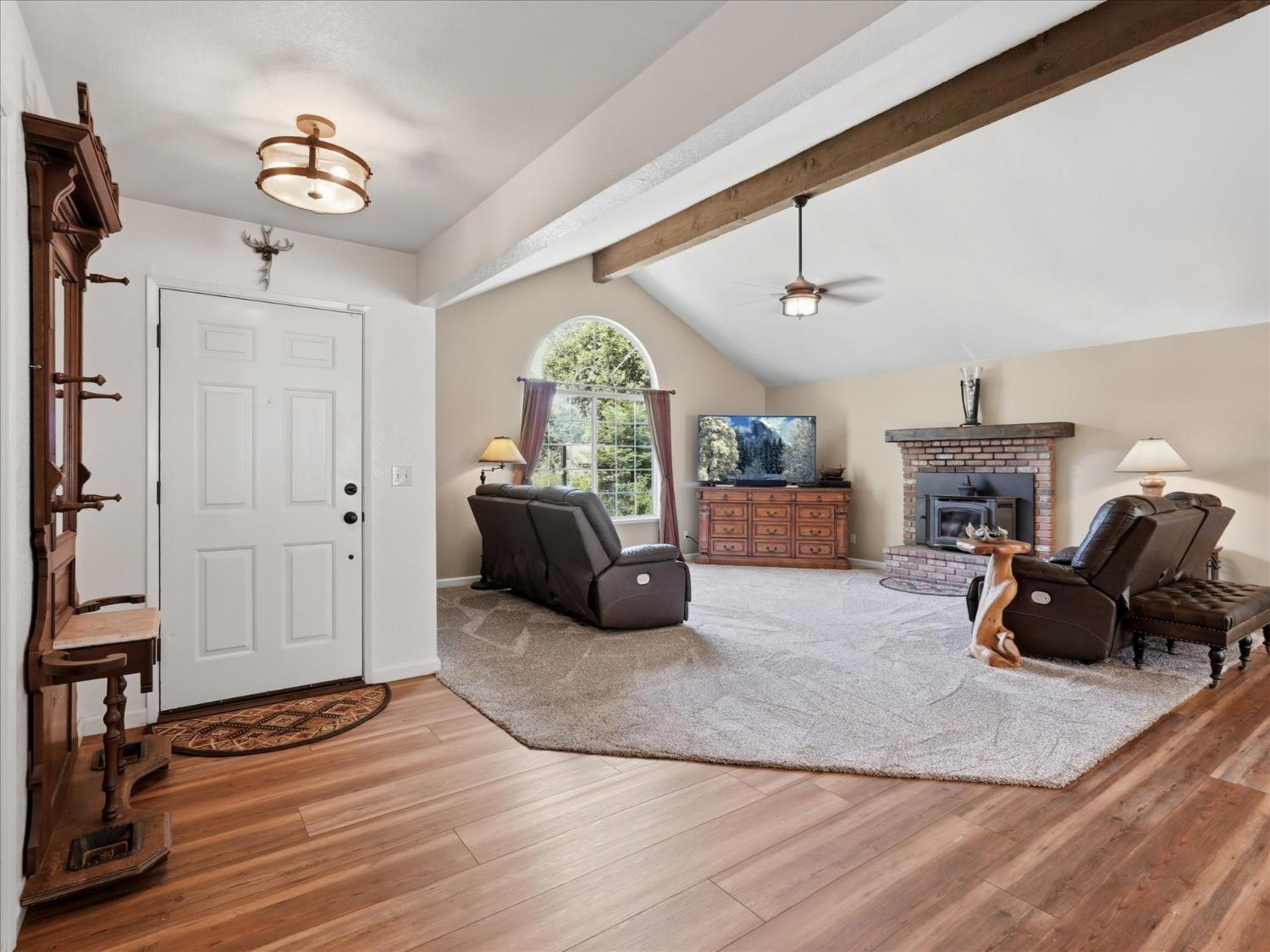 49389 Venado Ct, Coarsegold, CA 93614
