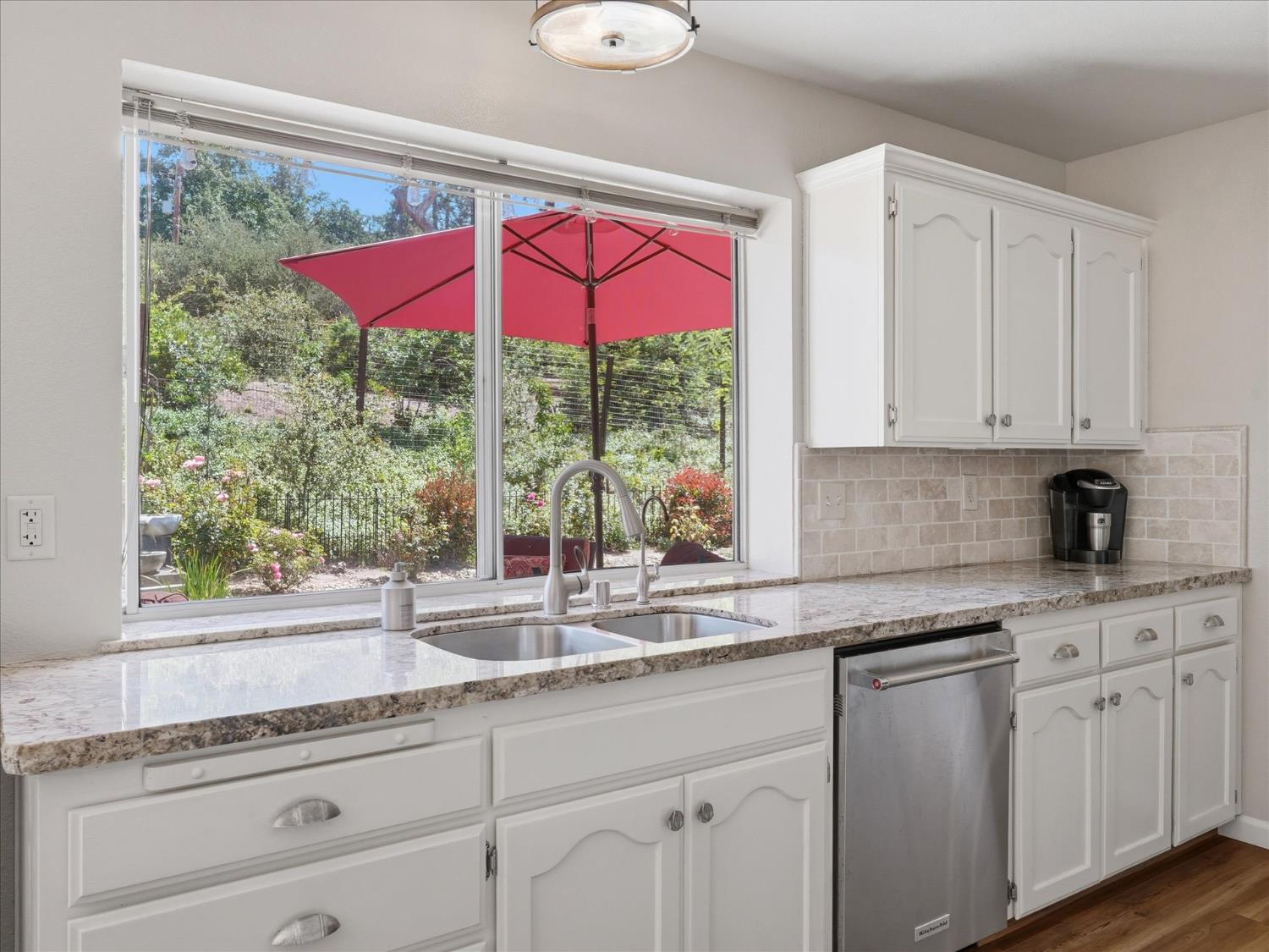 49389 Venado Ct, Coarsegold, CA 93614