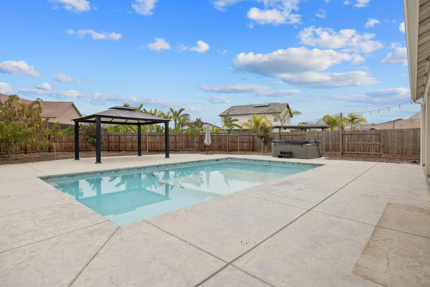 801 Howard, Kingsburg, CA 93631