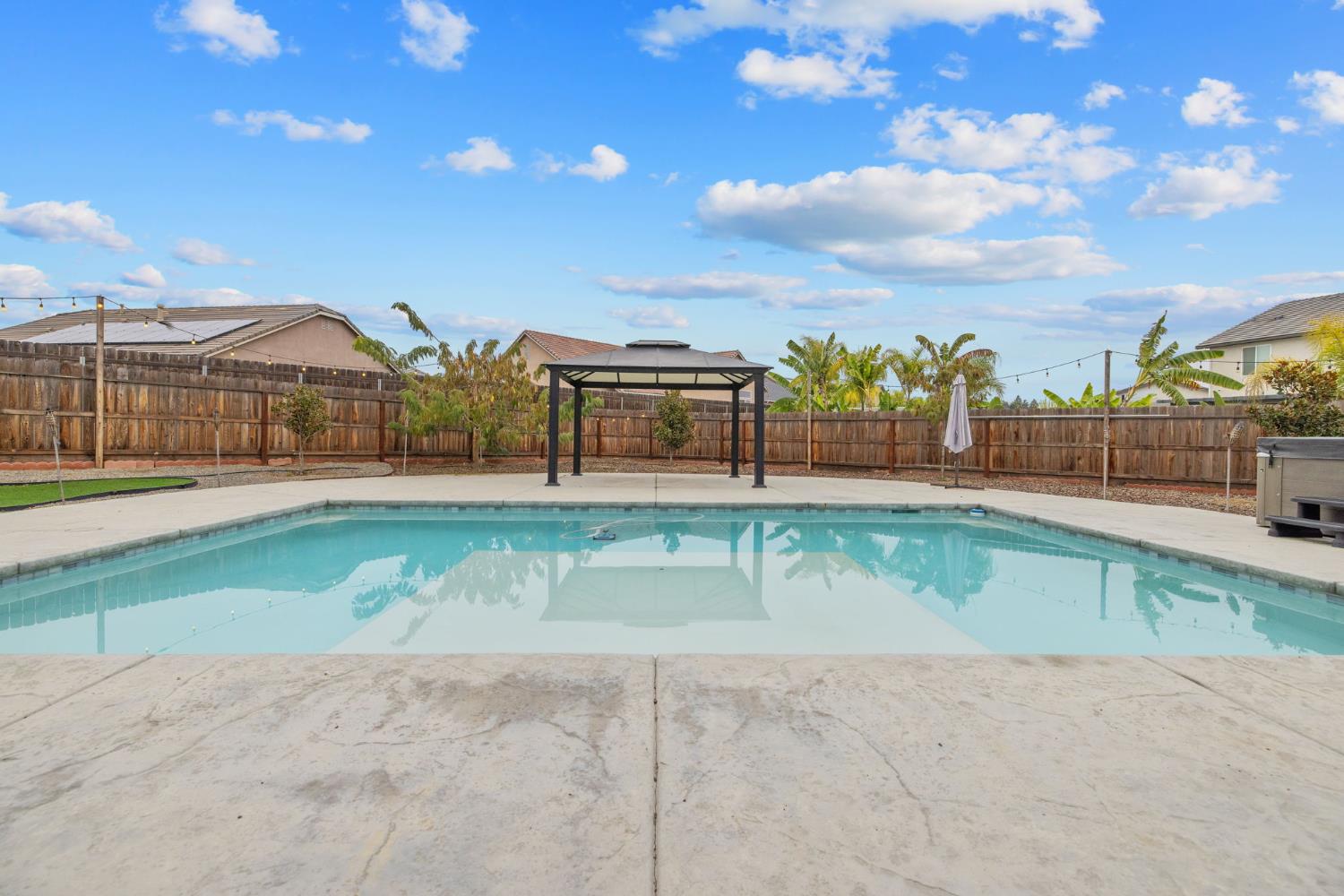 801 Howard, Kingsburg, CA 93631