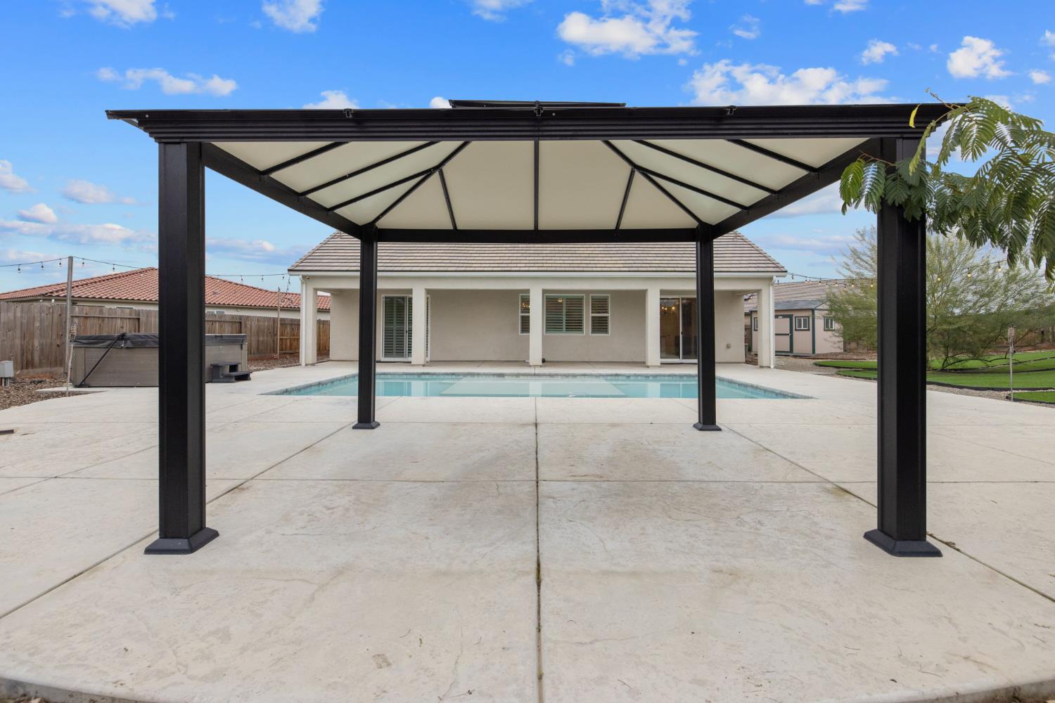 801 Howard, Kingsburg, CA 93631