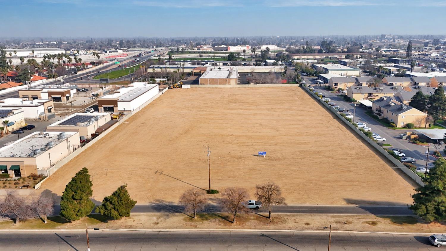 2330 N Marks Ave, Fresno, CA 93722