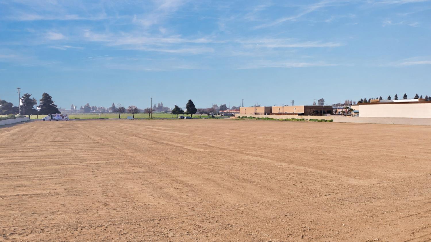 2330 N Marks Ave, Fresno, CA 93722