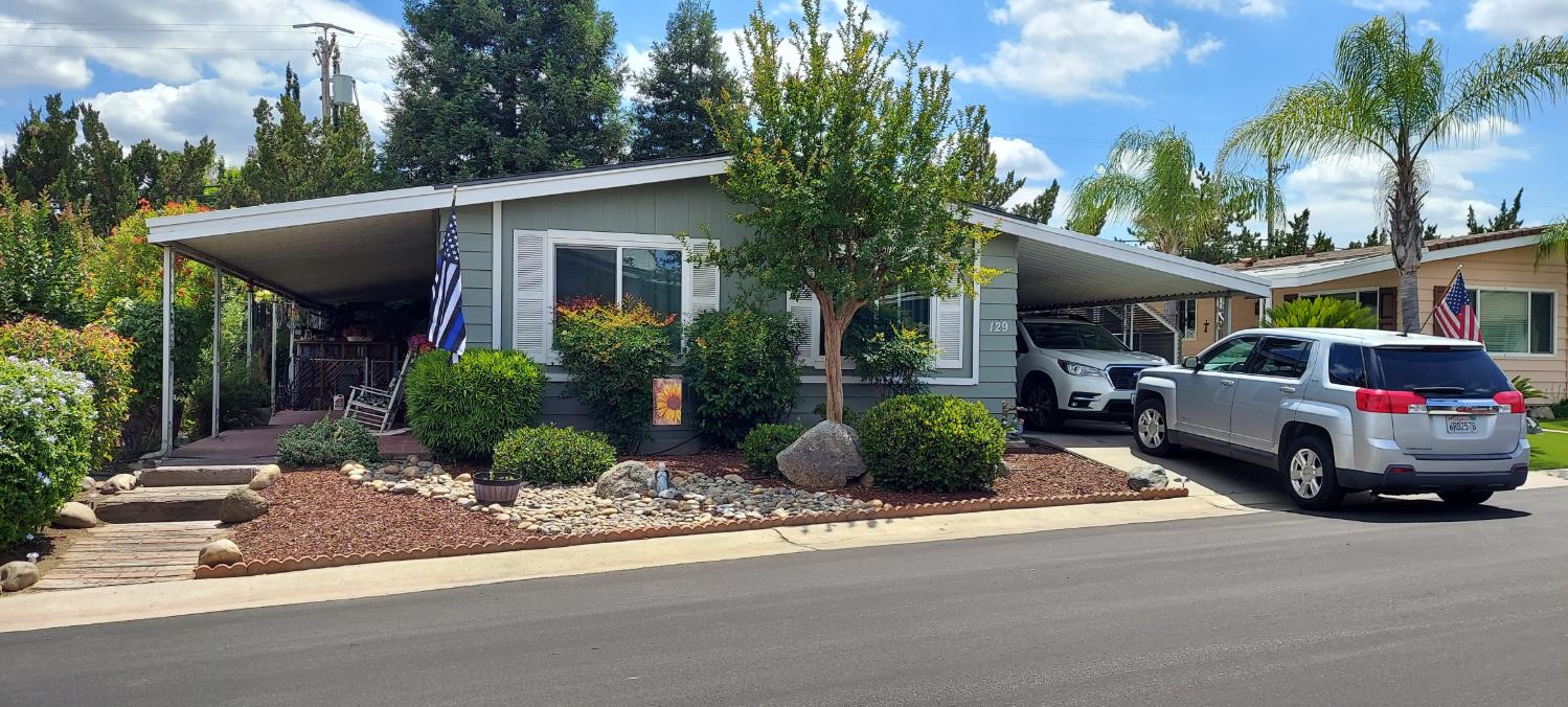 1300 W Olson Ave #129, Reedley, CA 93654