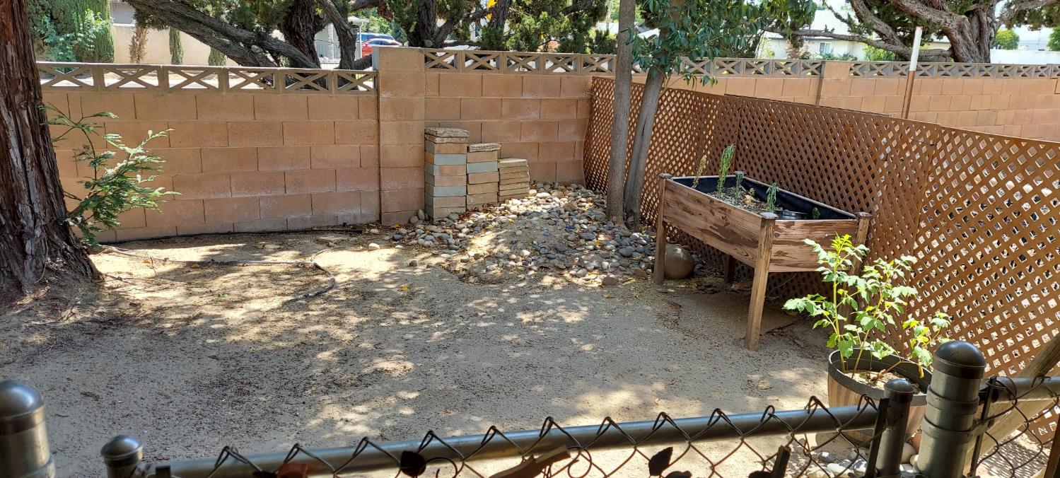 1300 W Olson Ave #129, Reedley, CA 93654