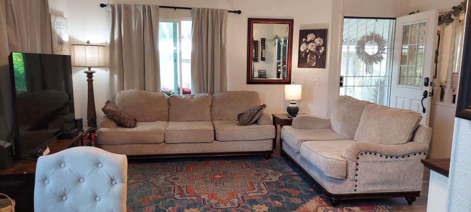 1300 W Olson Ave #129, Reedley, CA 93654