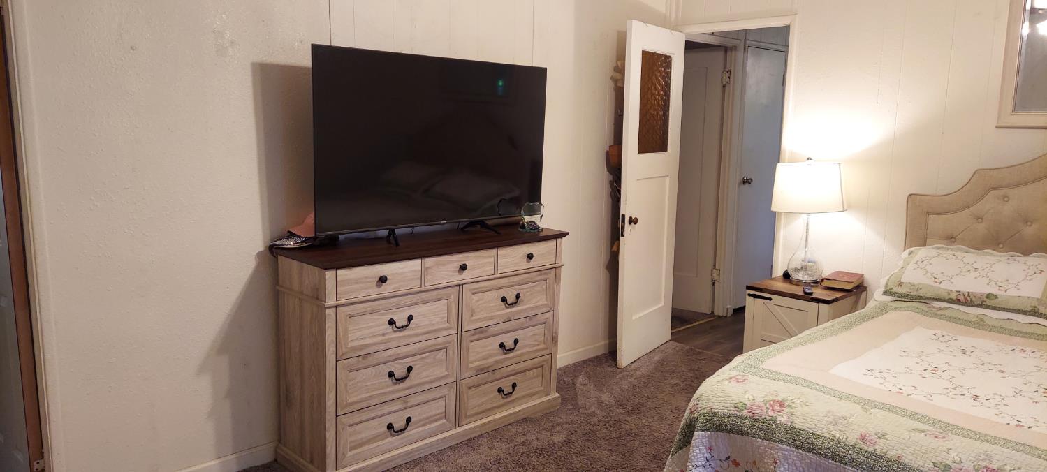 1300 W Olson Ave #129, Reedley, CA 93654