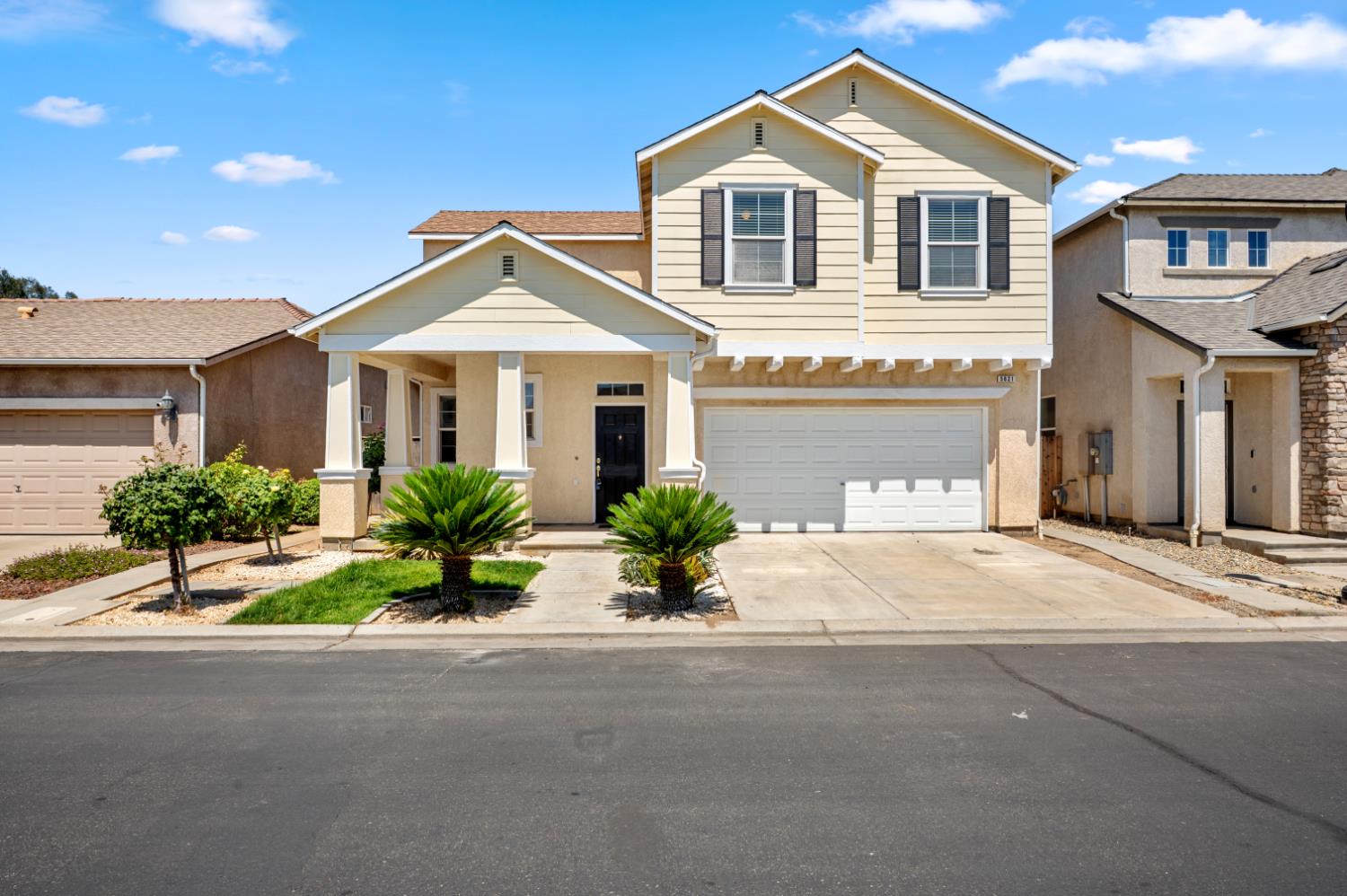 5621 N Citrus Ln, Fresno, CA 93711