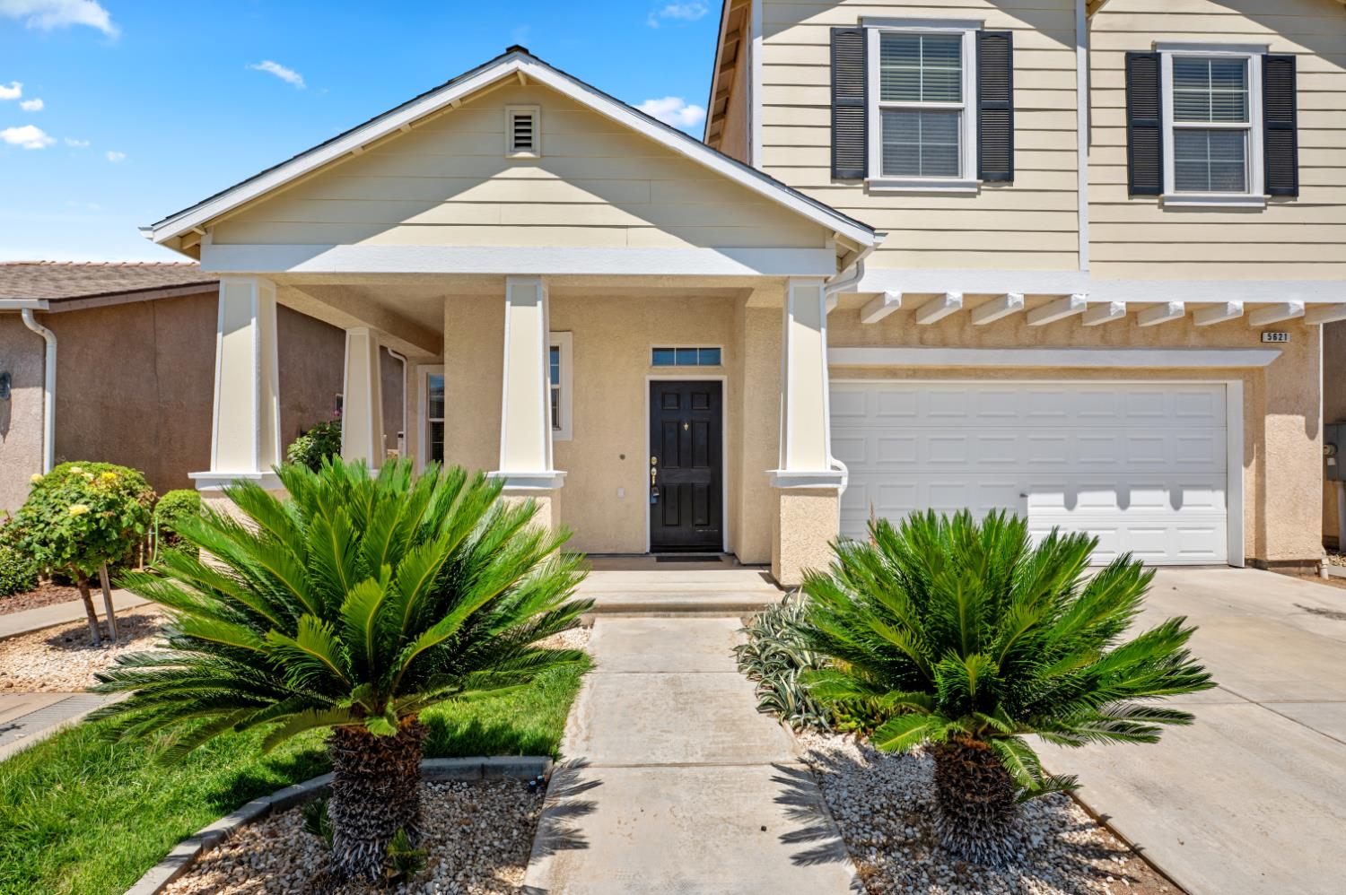 5621 N Citrus Ln, Fresno, CA 93711