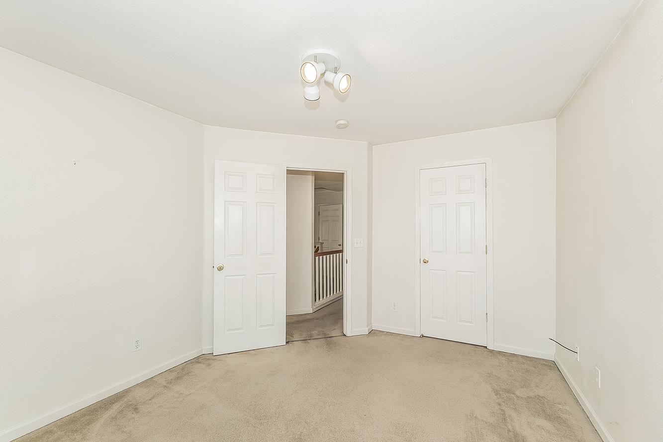 1948 Austin Ave, Clovis, CA 93611