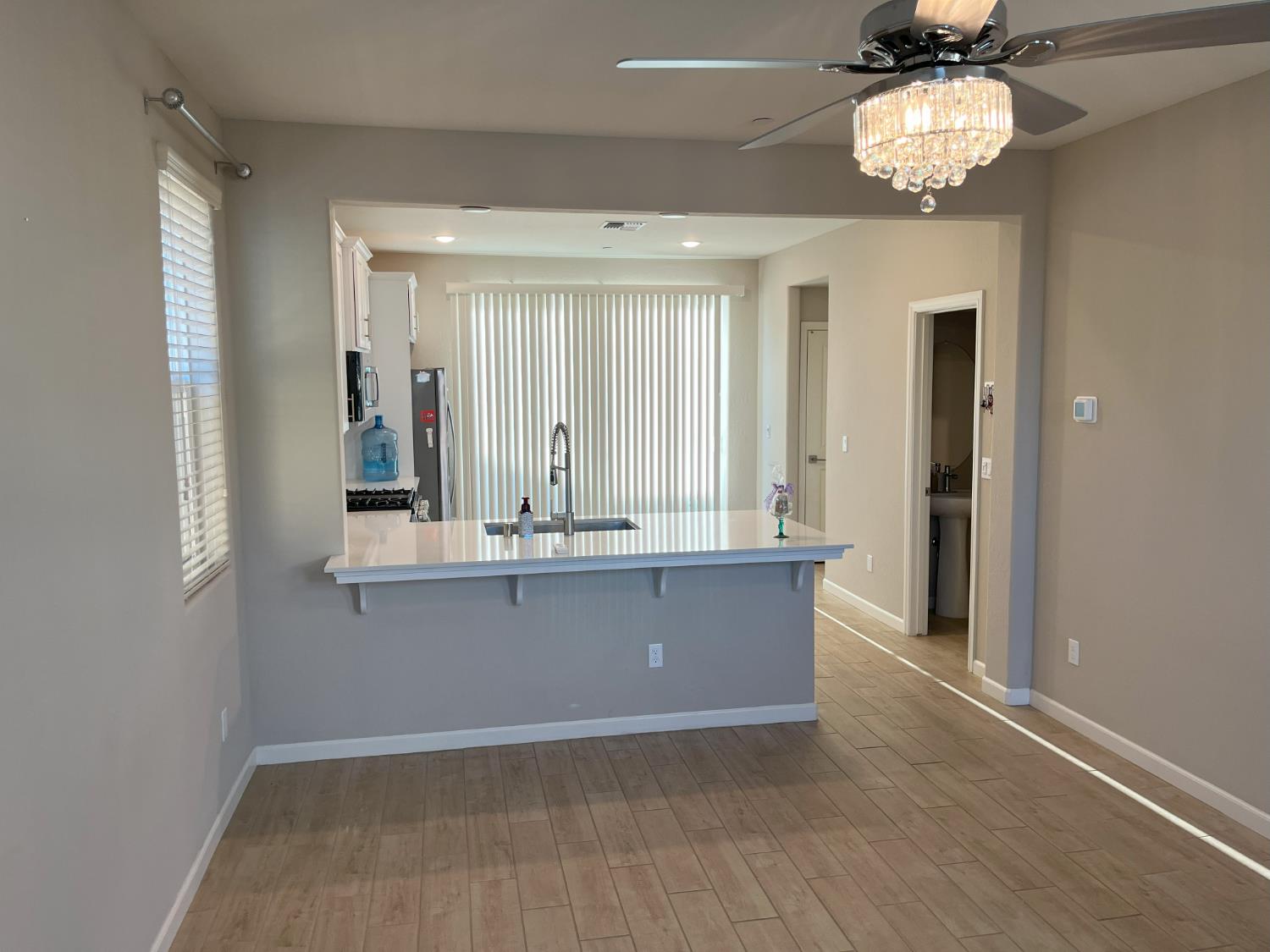 224 Arbor Dr S, Madera, CA 93636