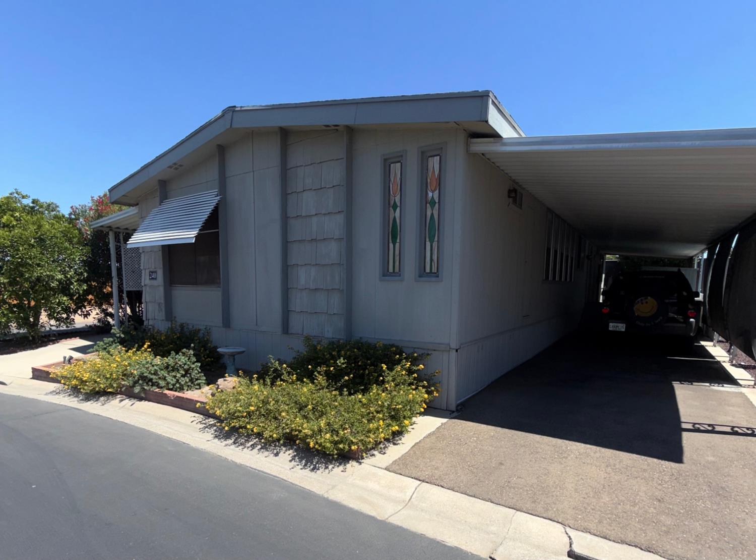 2706 W Ashlan Ave #240, Fresno, CA 93705