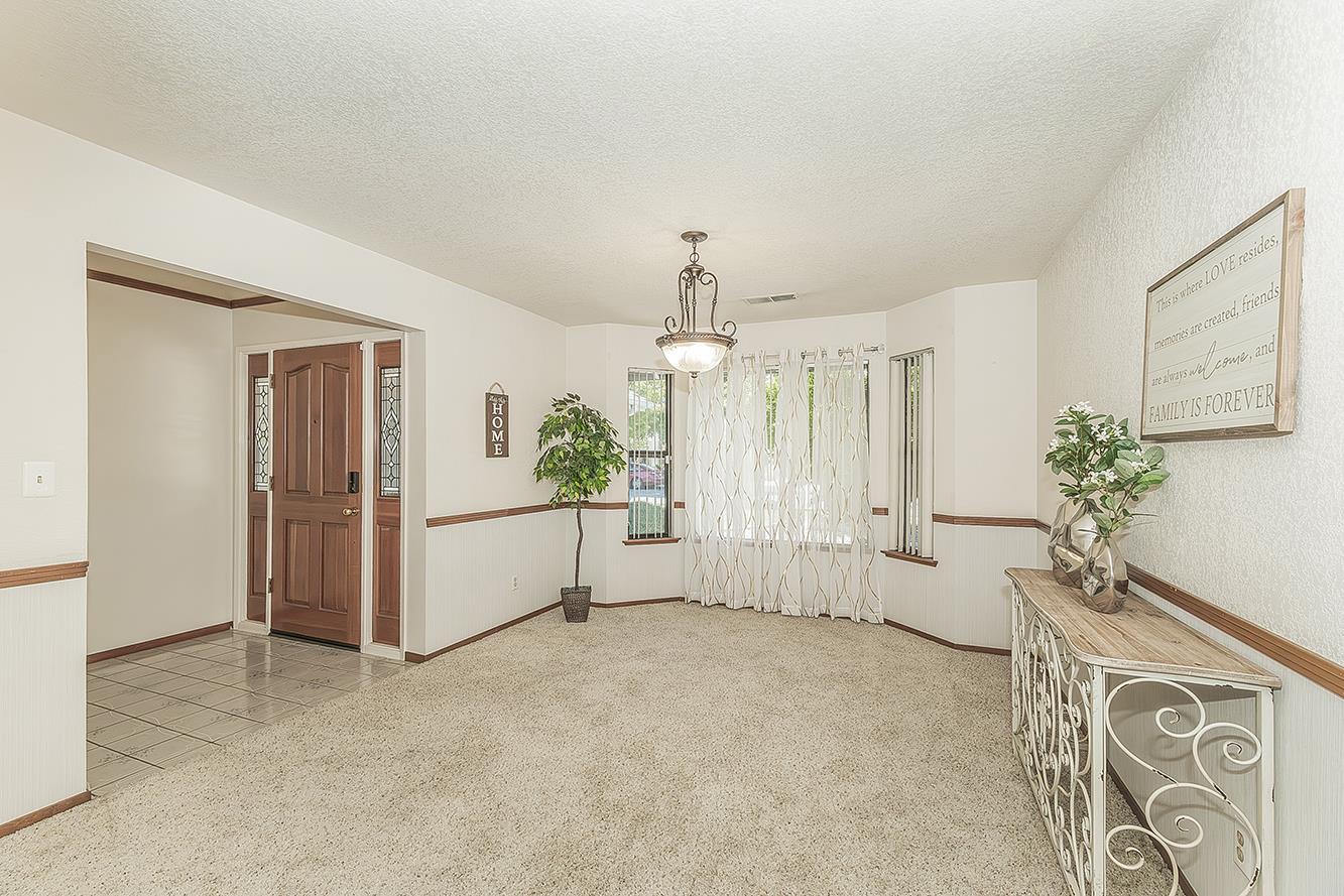 1316 W Palo Alto, Fresno, CA 93711