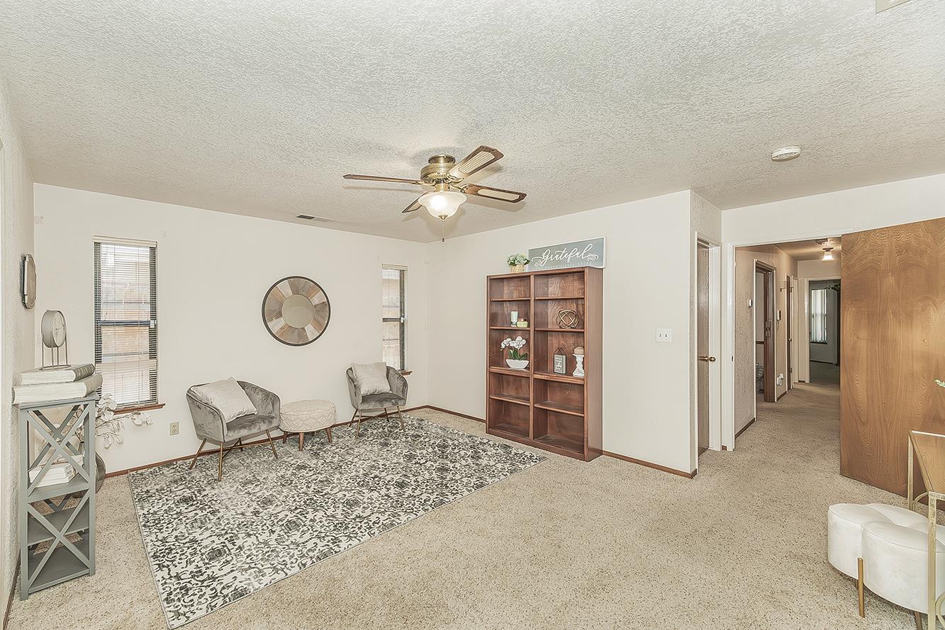 1316 W Palo Alto, Fresno, CA 93711
