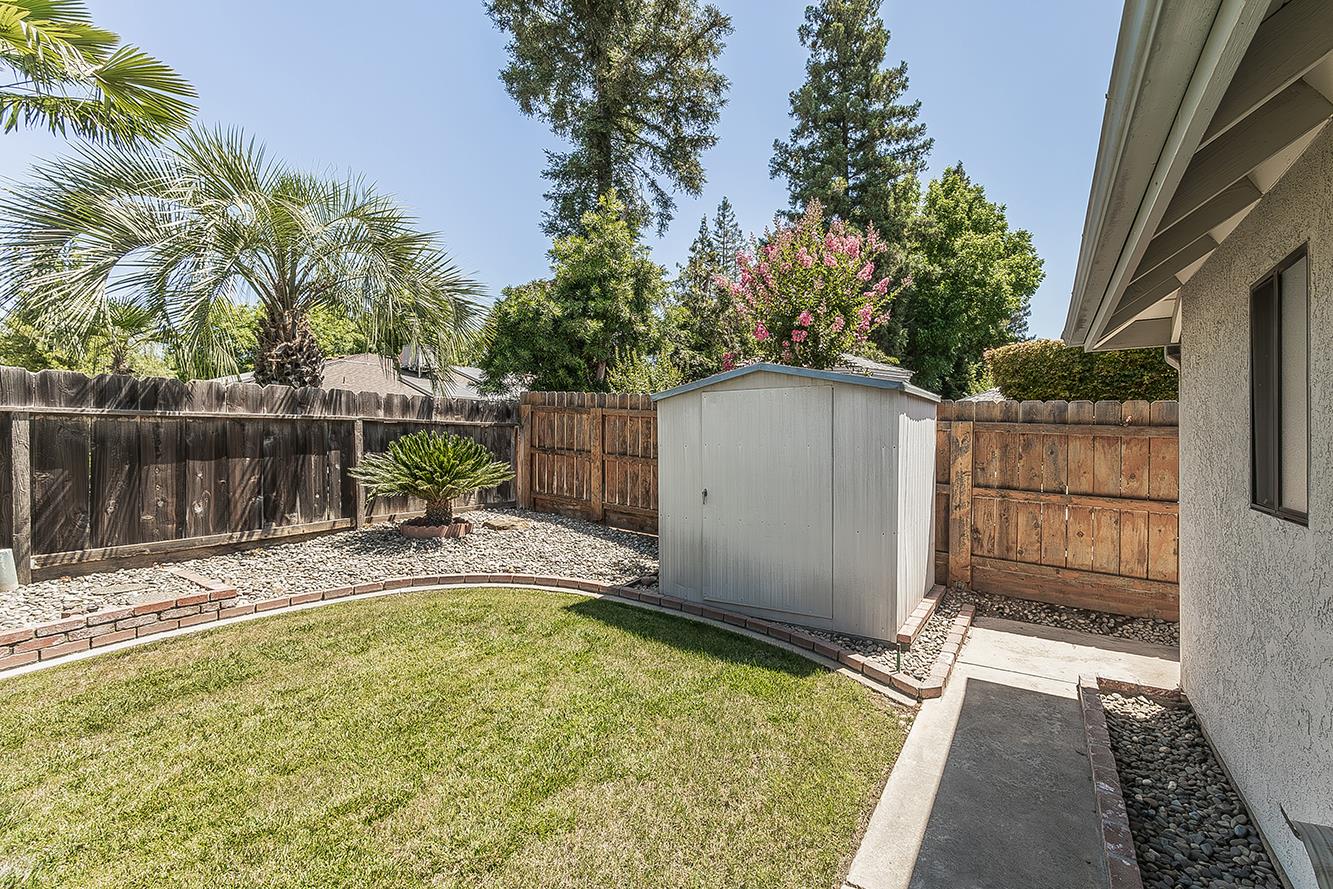 1316 W Palo Alto, Fresno, CA 93711