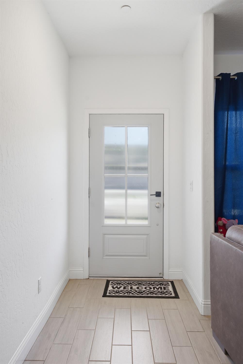 7052 W Poe Ave, Fresno, CA 93723