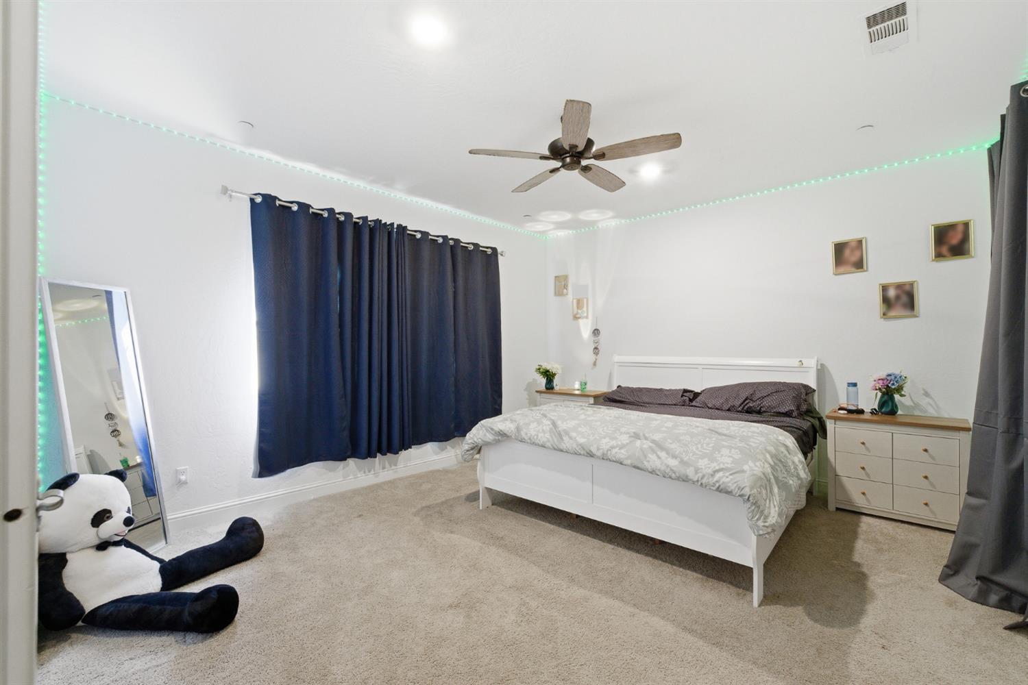 7052 W Poe Ave, Fresno, CA 93723