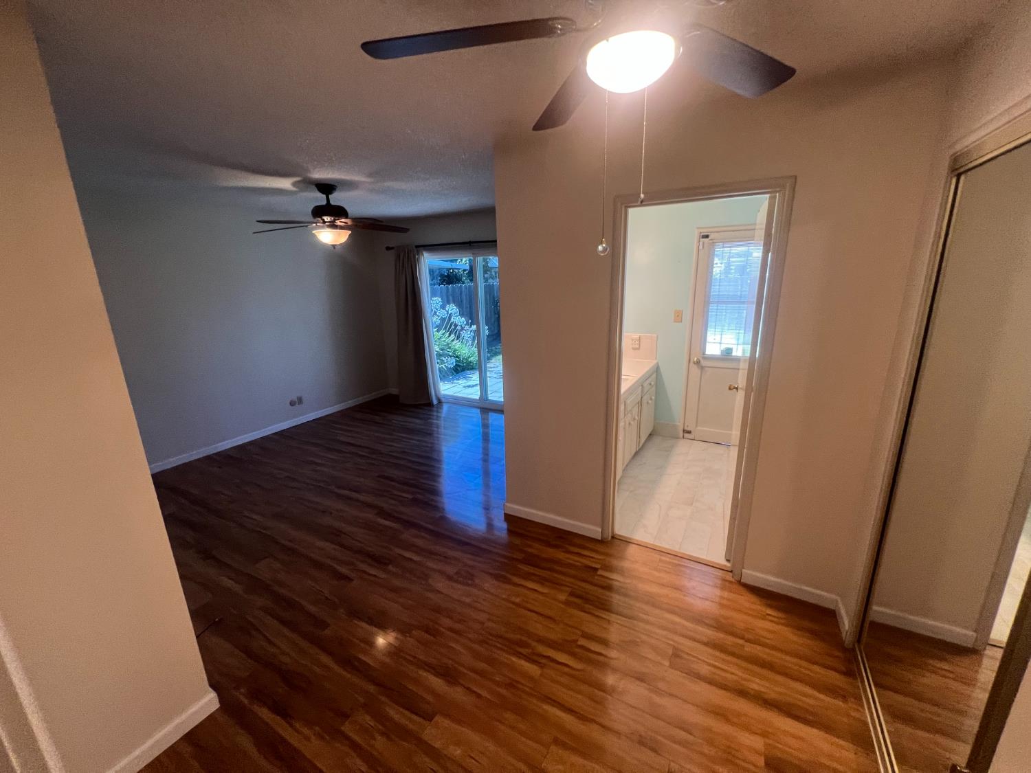 1572 E Sierra Ave, Fresno, CA 93710