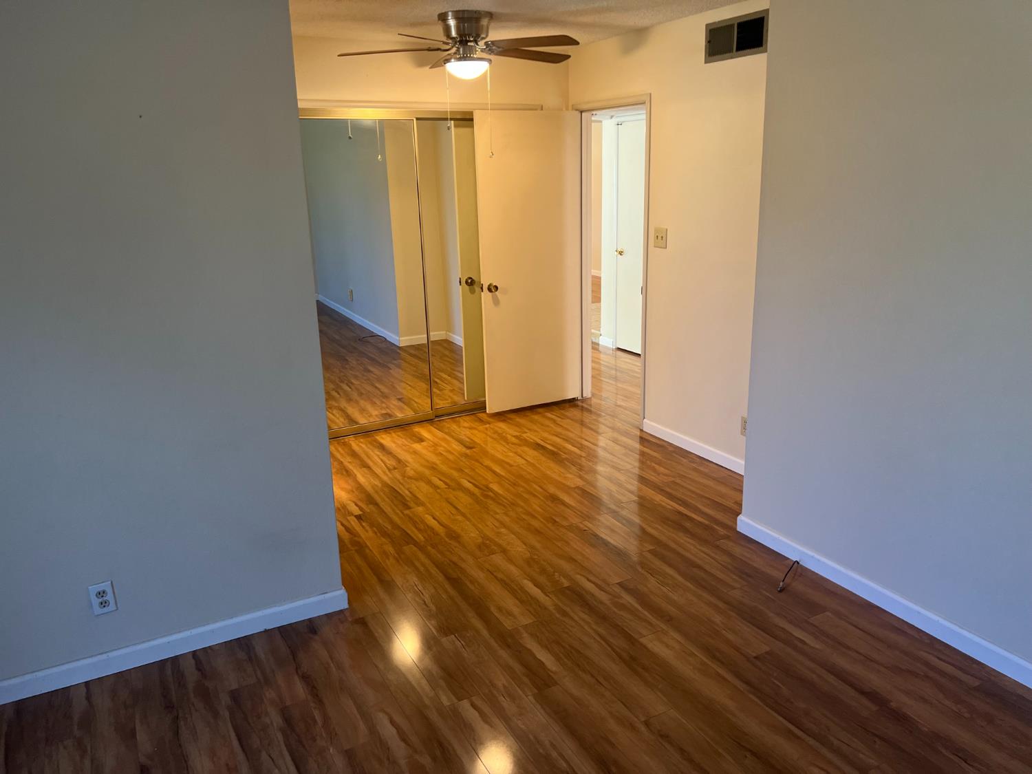 1572 E Sierra Ave, Fresno, CA 93710