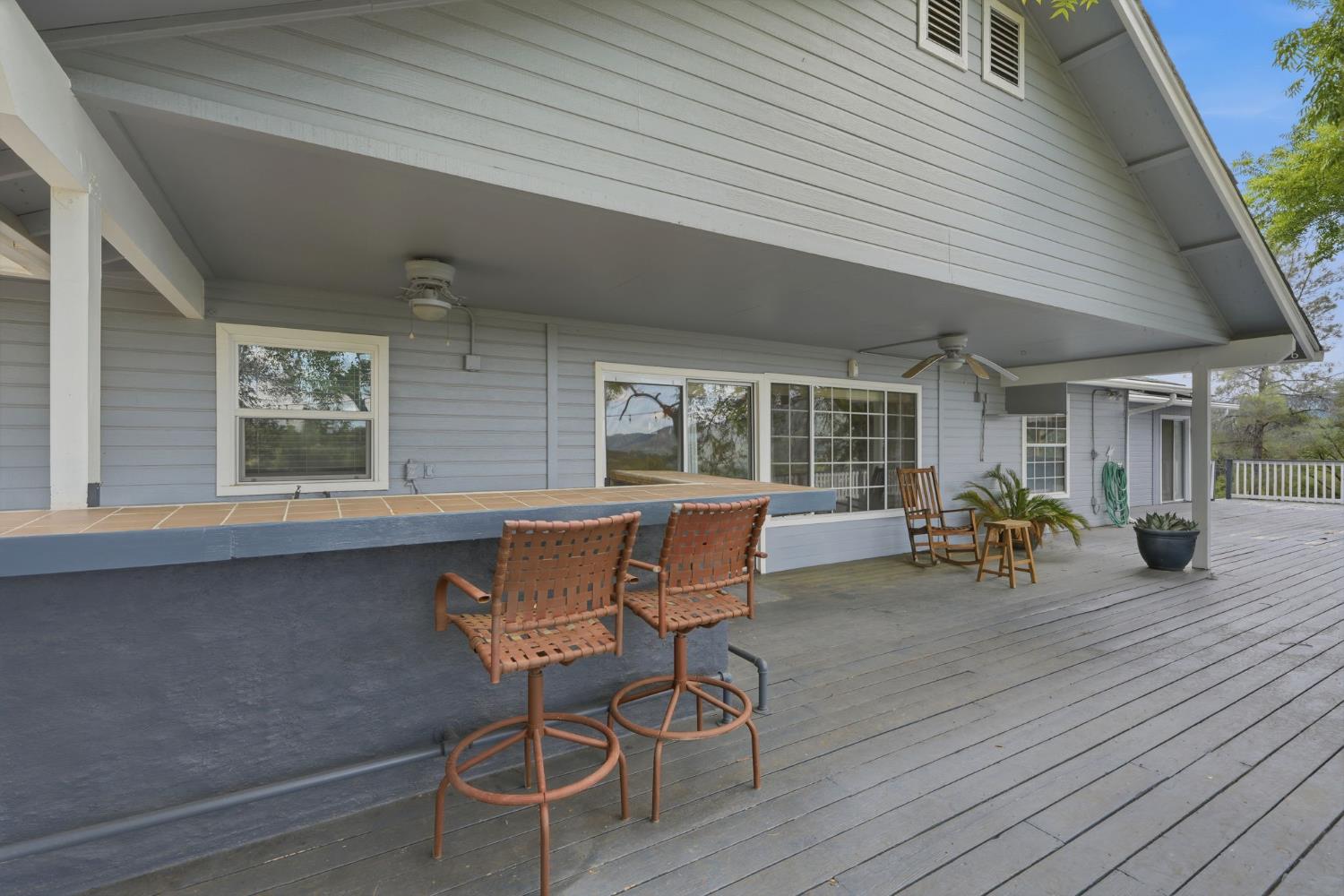 40872 Big Oak Flat Rd N, Oakhurst, CA 93644