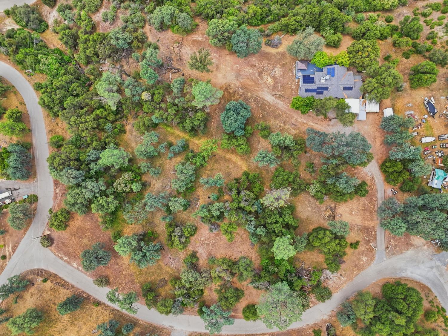 40872 Big Oak Flat Rd N, Oakhurst, CA 93644