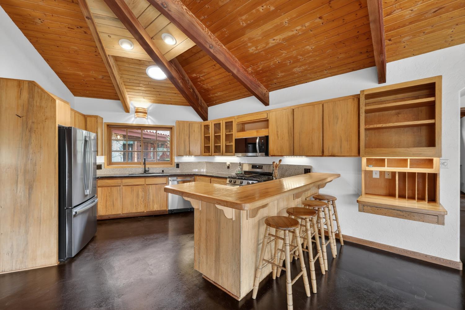 32115 Rock Hill Ln, Auberry, CA 93602