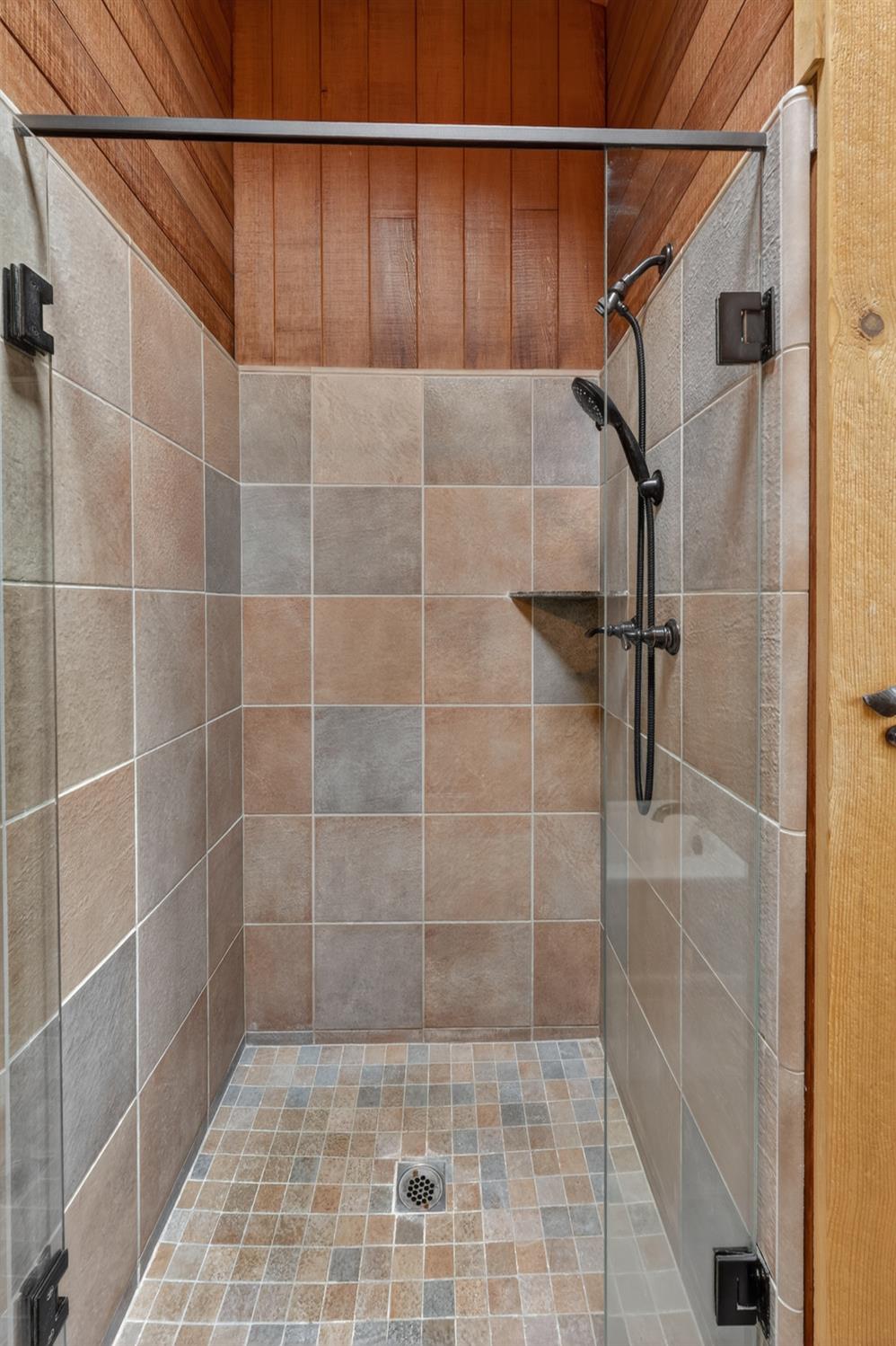 32115 Rock Hill Ln, Auberry, CA 93602