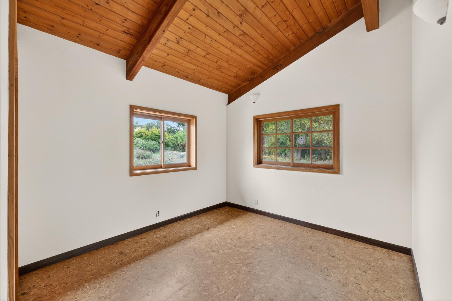 32115 Rock Hill Ln, Auberry, CA 93602