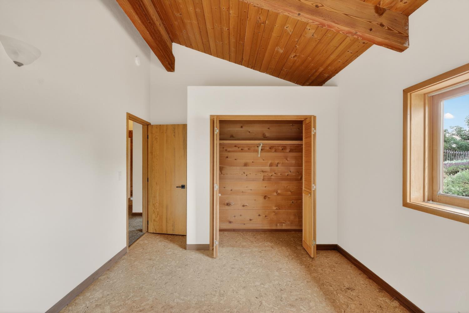 32115 Rock Hill Ln, Auberry, CA 93602
