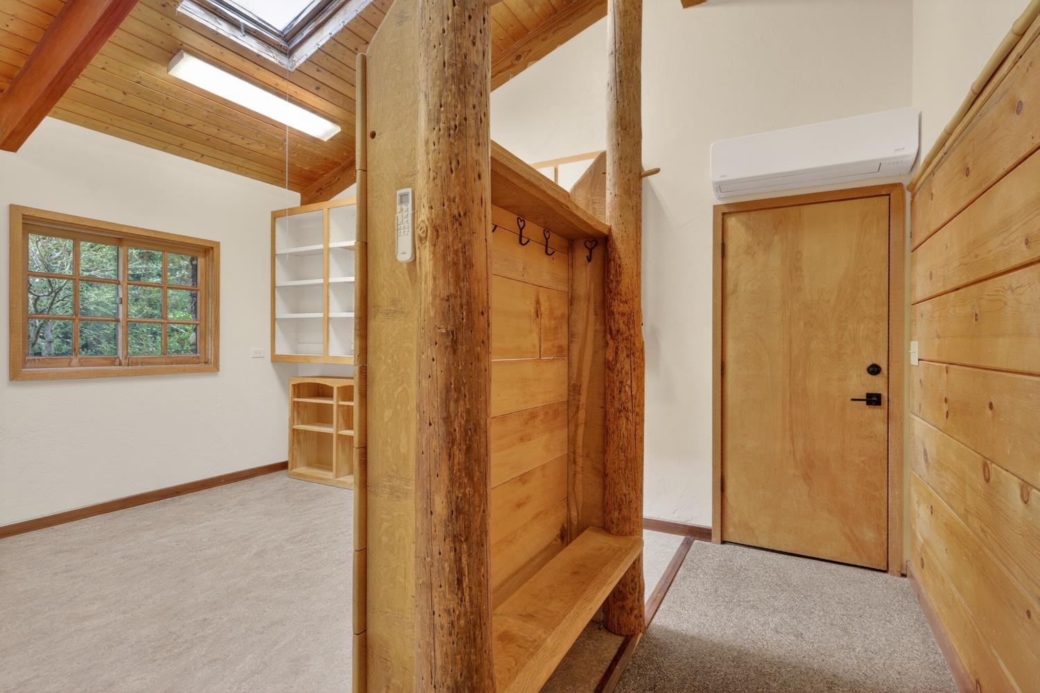32115 Rock Hill Ln, Auberry, CA 93602