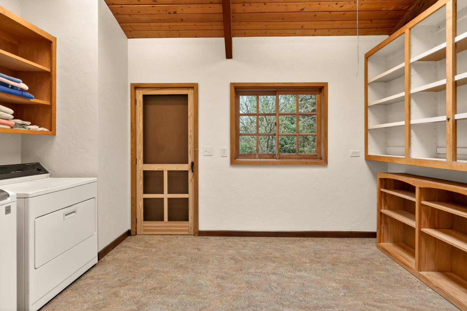32115 Rock Hill Ln, Auberry, CA 93602