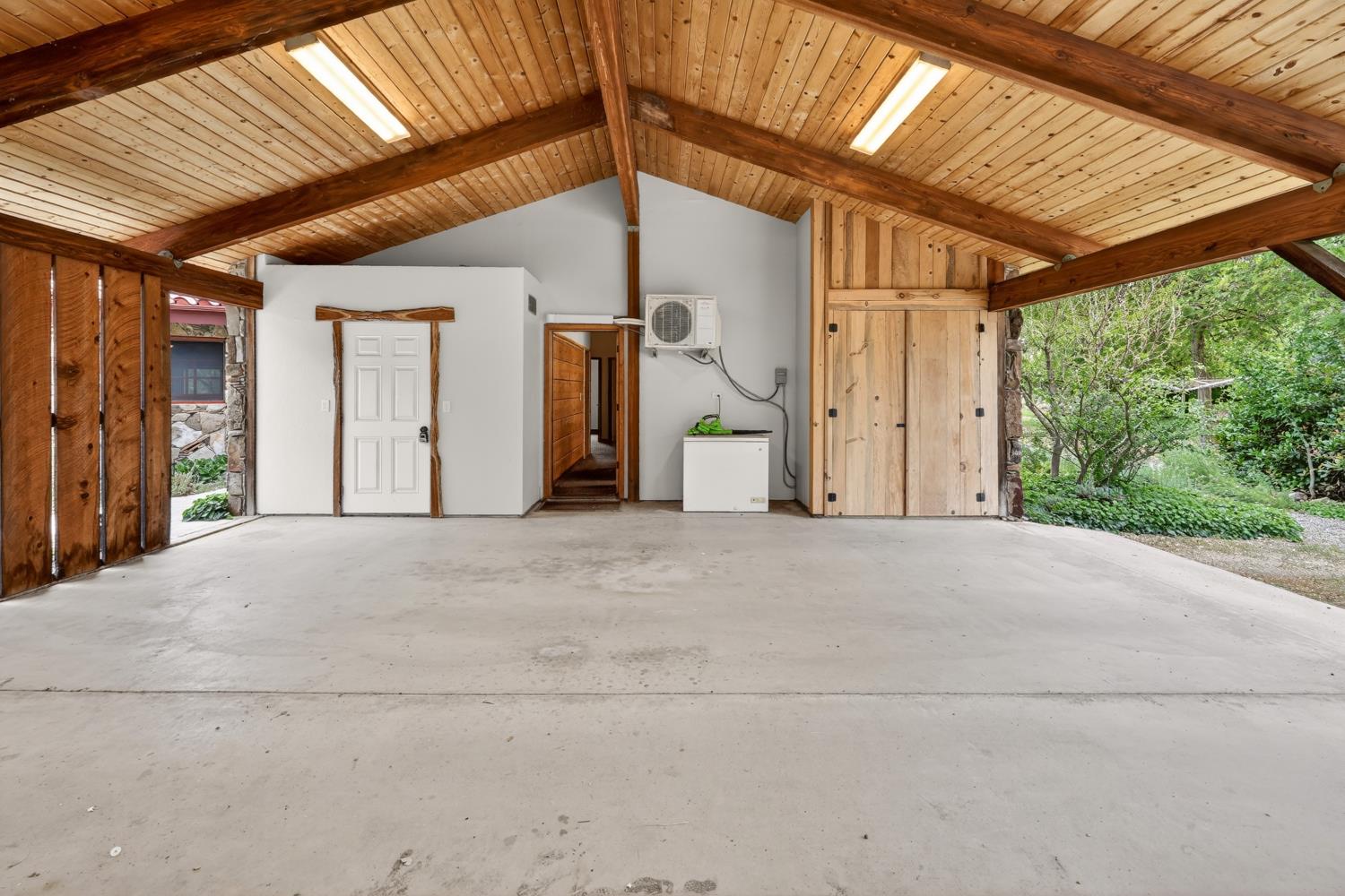 32115 Rock Hill Ln, Auberry, CA 93602