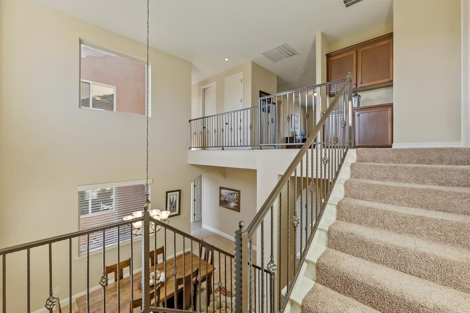 5673 N Sycamore Ave, Fresno, CA 93723