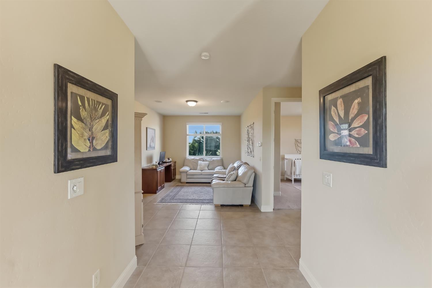 5673 N Sycamore Ave, Fresno, CA 93723