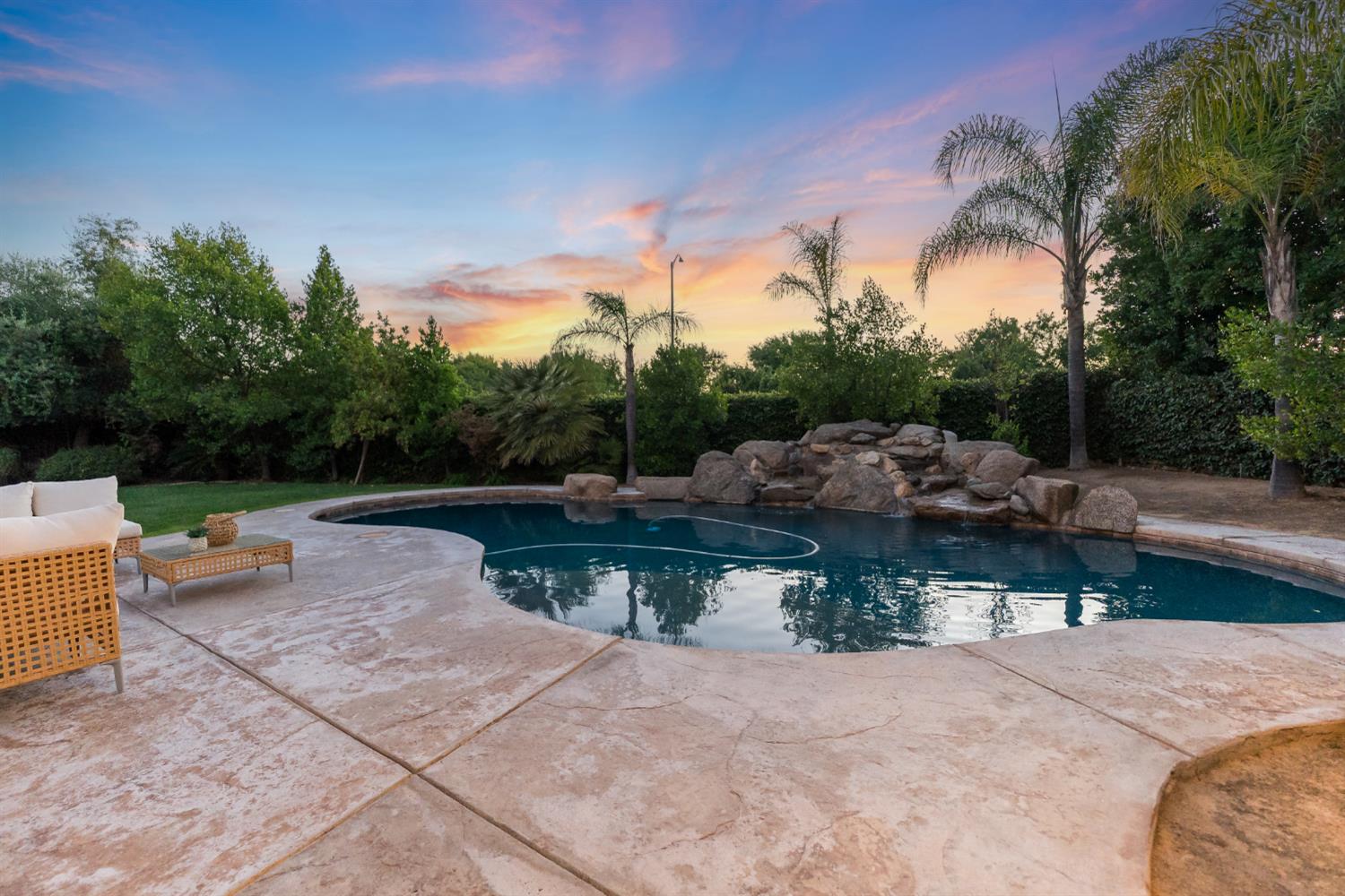 5673 N Sycamore Ave, Fresno, CA 93723