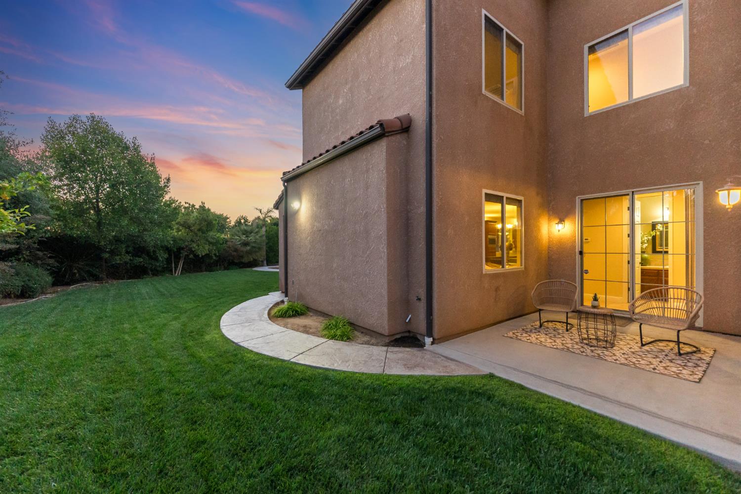 5673 N Sycamore Ave, Fresno, CA 93723