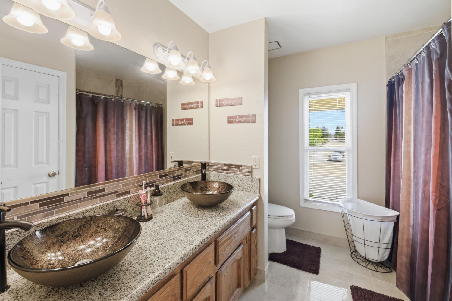1444 Nelson Blvd, Selma, CA 93662