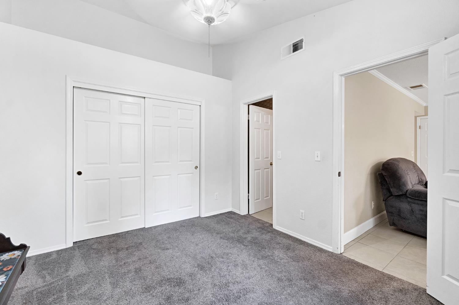1742 Cromwell Ave, Clovis, CA 93611