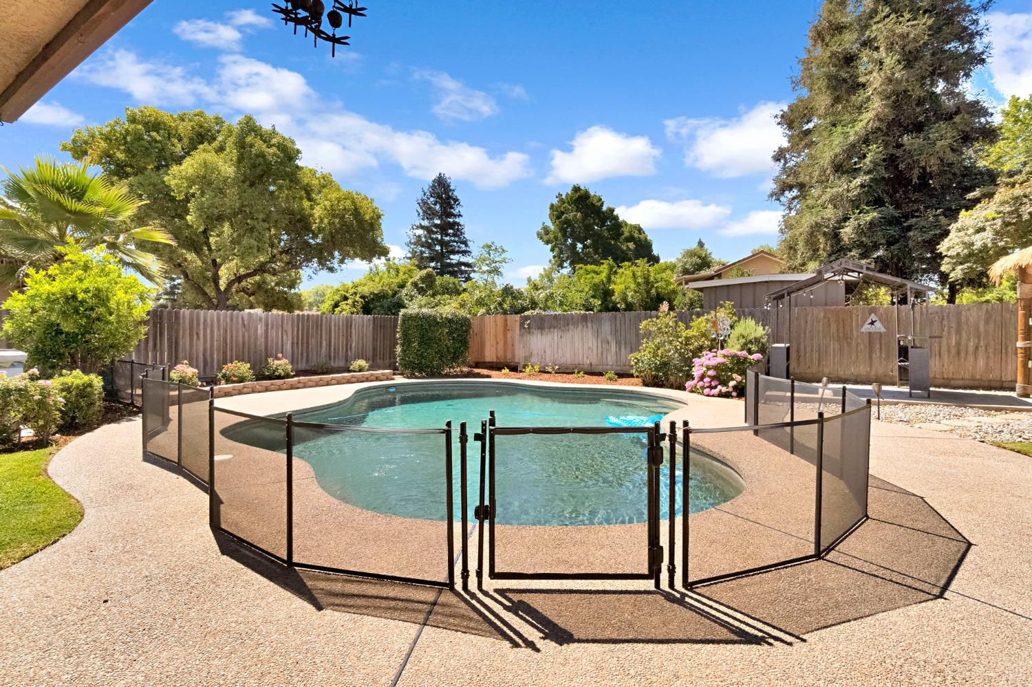 1742 Cromwell Ave, Clovis, CA 93611