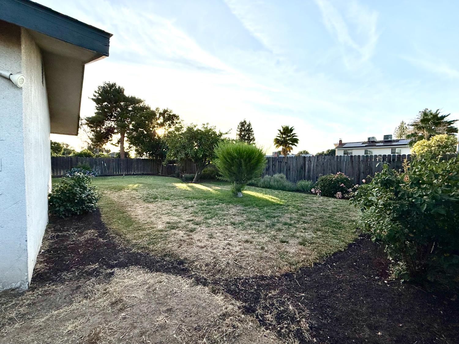 1583 Celeste Ave, Clovis, CA 93611