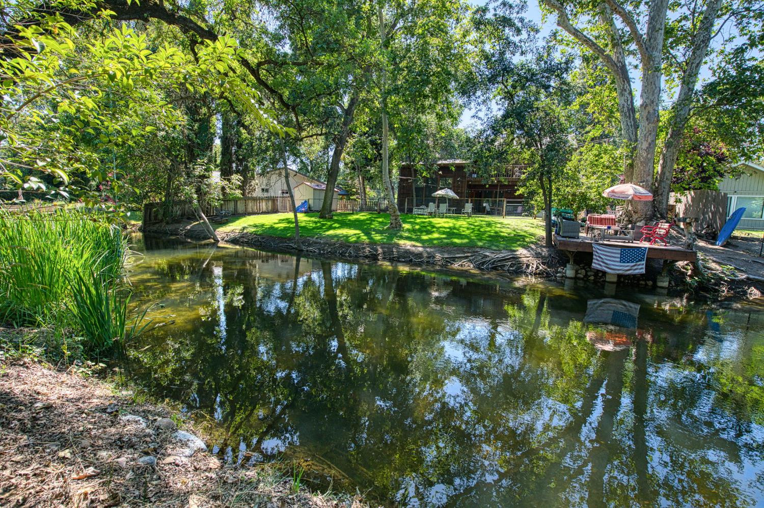 45 Wilderness Dr, Sanger, CA 93657