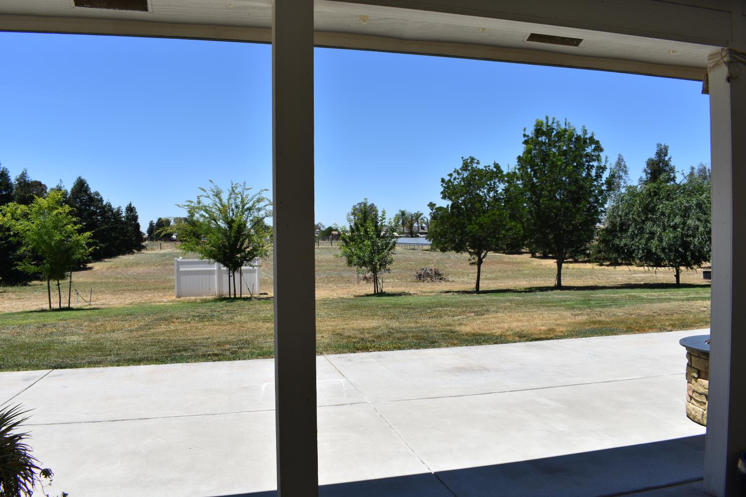 16398 Anaconda Rd, Madera, CA 93636